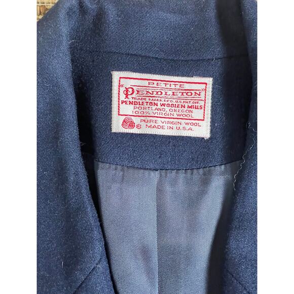Vintage Navy Pendleton Blazer Petite Size 10 Made in USA - Picture 3 of 7